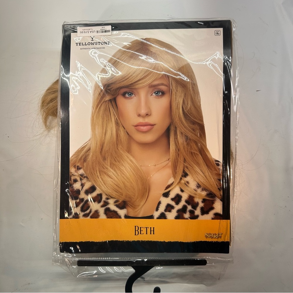 Yellowstone Beth Dutton wig spirit Halloween store new open package